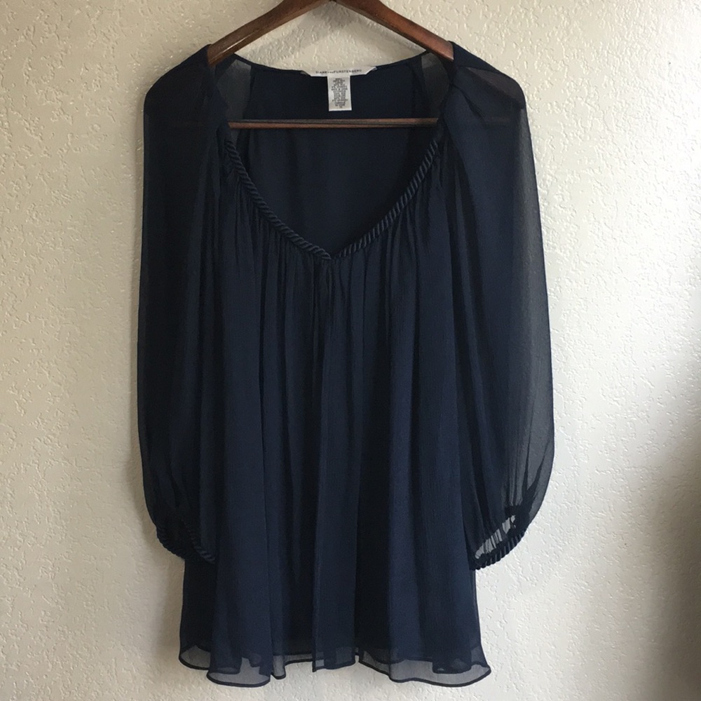 DIANE von FURSTENBERG • Navy Silk Blouse